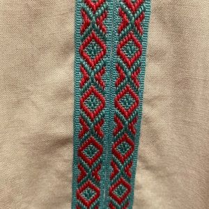 The Pioneer Woman, white embroidered ruffled him. Size XL